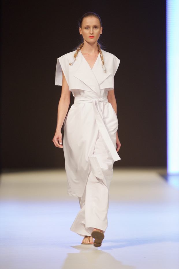 Fashion Week Poland: Magda Floryszczyk wiosna-lato 2015
