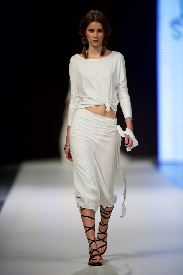 Fashion Week Poland: Natasha Pavluchenko wiosna-lato 2015