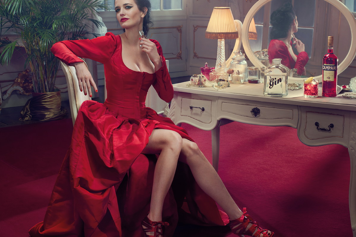 Eva Green w kalendarzu Camparii 2015