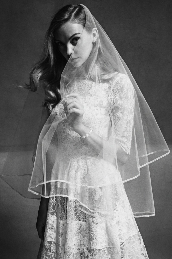 Kampania sukni ślubnych BHLDN Iconic Collection