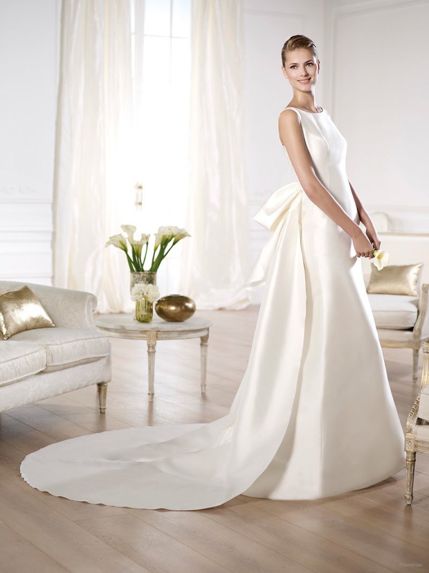 Suknie ślubne Atelier Pronovias 2015