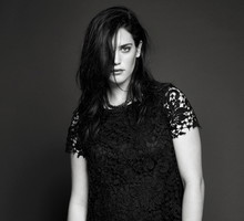 Świąteczny lookbook plus size Mango