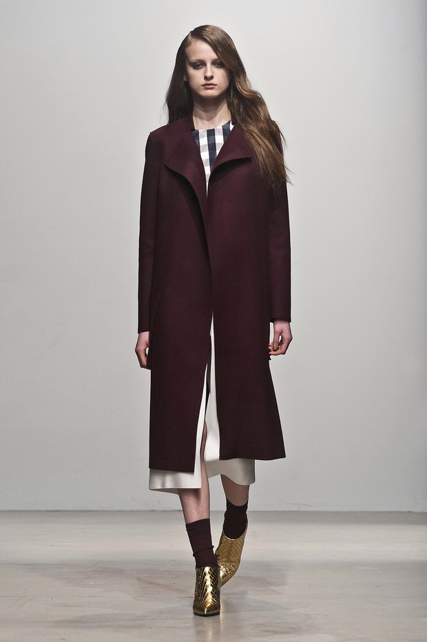 Metaliczne spódnice - trendy jesień-zima 2014/2015