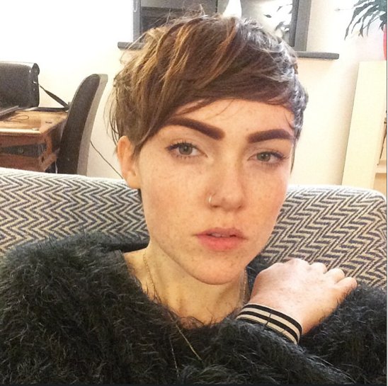 Chlöe Howl instagram.com/chloehowl 