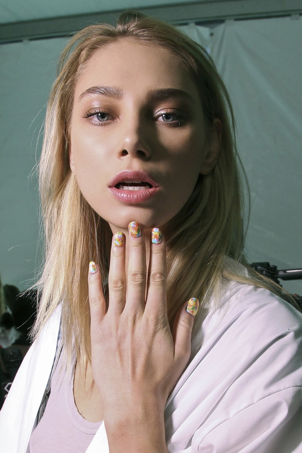 Manicure: trendy wiosna-lato 2015