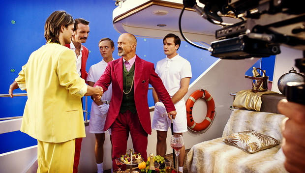 Dawid Ogrodnik, Tomasz Kot, Jacek Koman na planie Disco polo. fot. Alvernia Studios/NEXT FILM