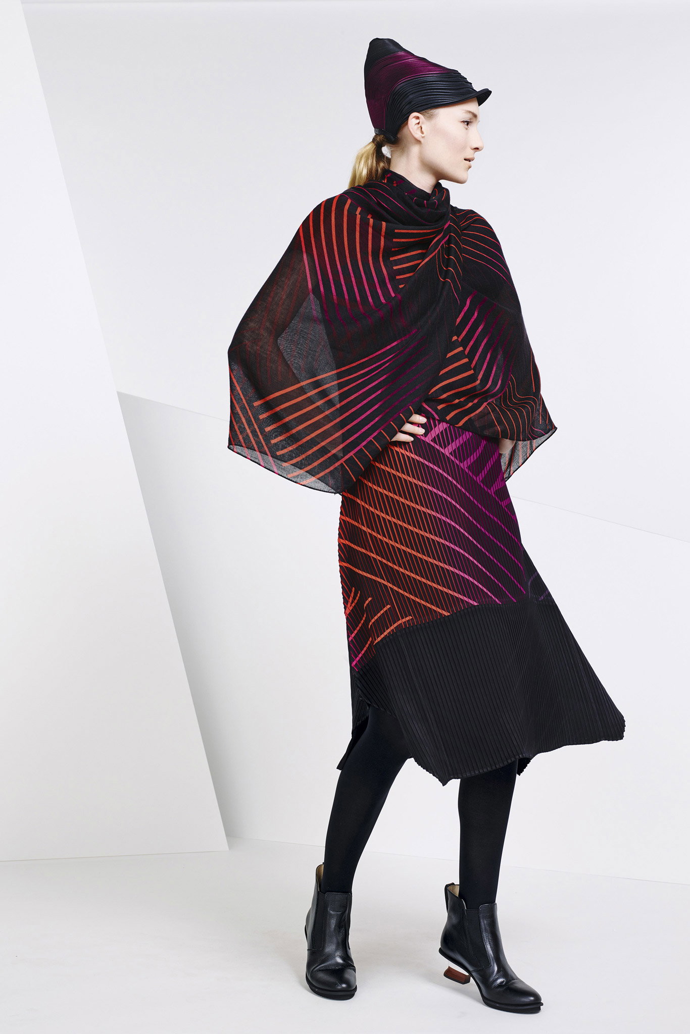 Issey Miyake Pre-Fall 2015