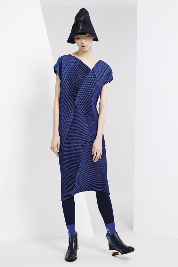 Issey Miyake Pre-Fall 2015