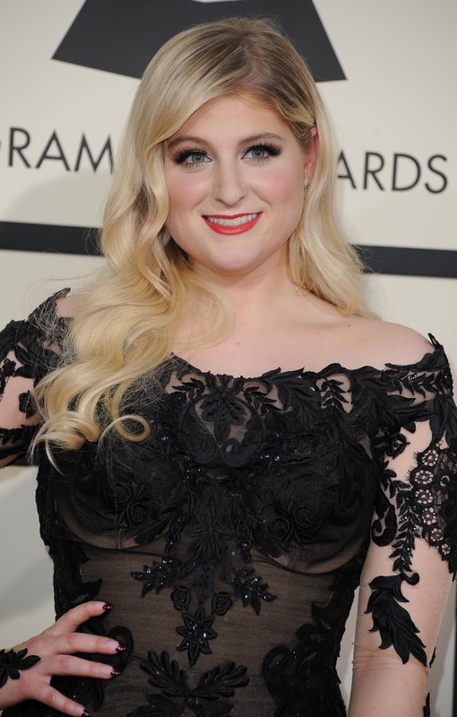Grammy Awards 2015: fryzury i makijaż gwiazd