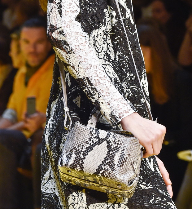 Modne torebki - trendy wiosna-lato 2015