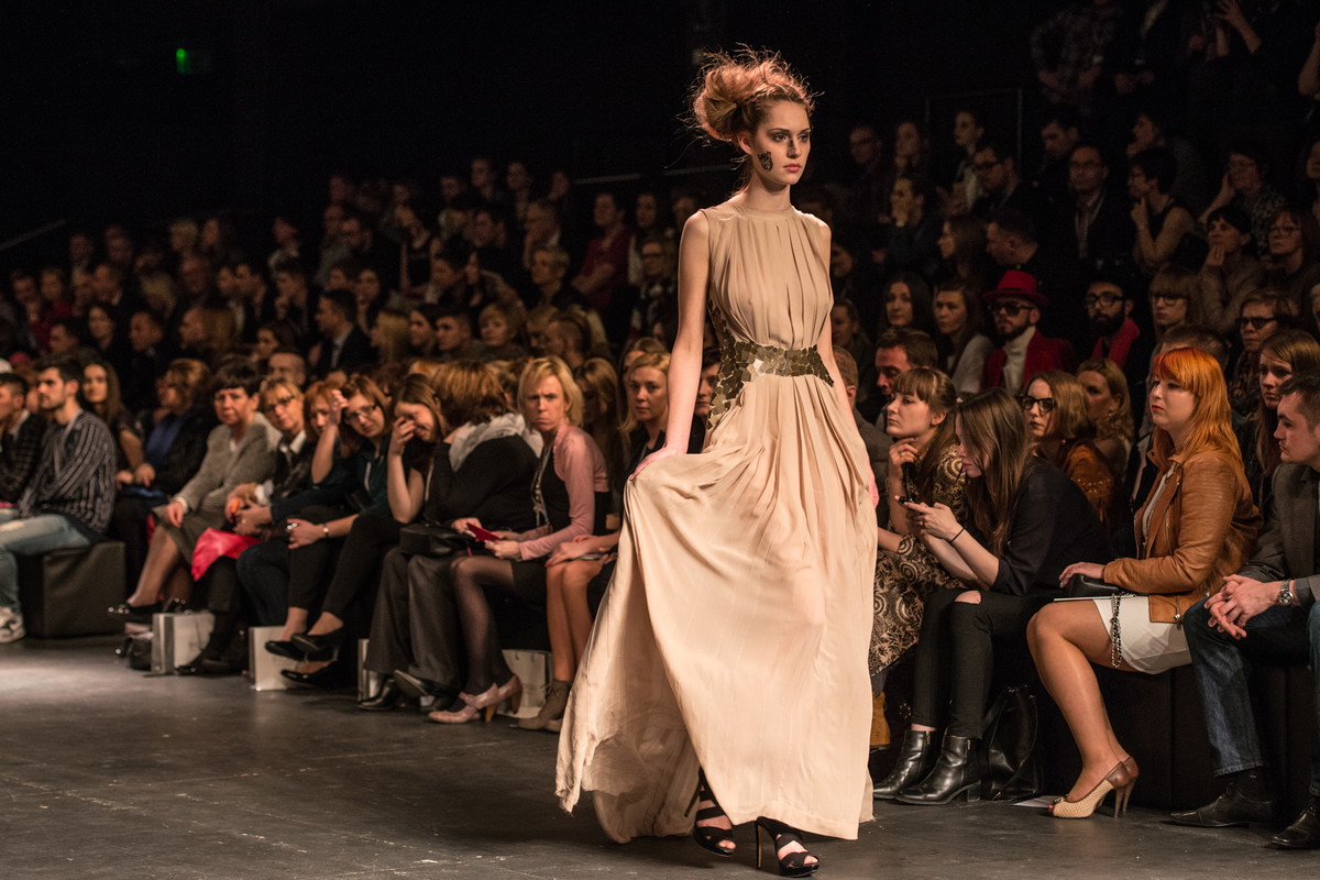 Fashion Week Poland: Dawid Tomaszewski