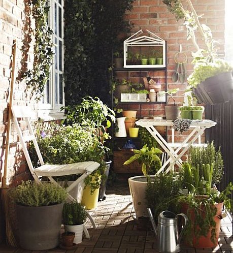 Zielone balkony Ikea