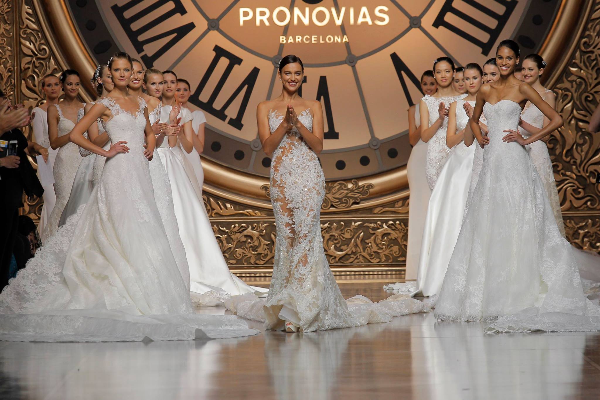 Suknie ślubne Atelier Pronovias 2016
