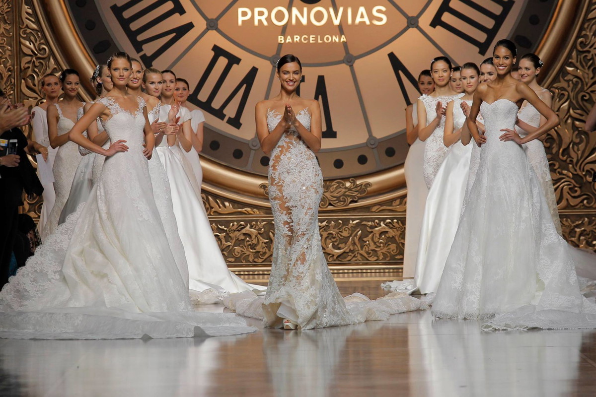 Suknie ślubne Atelier Pronovias 2016