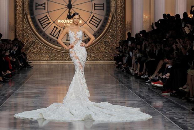 Suknie ślubne Atelier Pronovias 2016