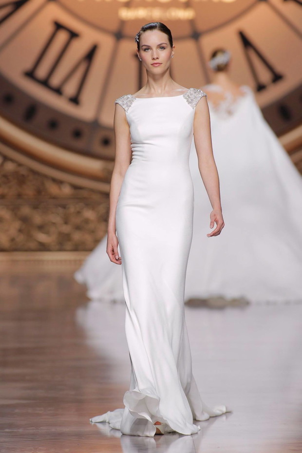 Suknie ślubne Atelier Pronovias 2016