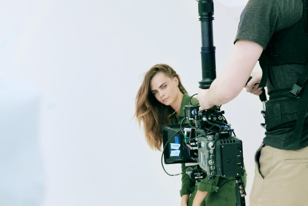 Topshop w Zalando. Kampania z Carą Delevingne