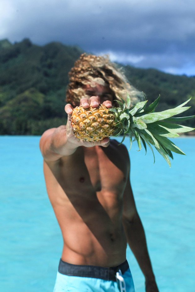 Jay Alvarrez i Alexis Ren dla Pull & Bear