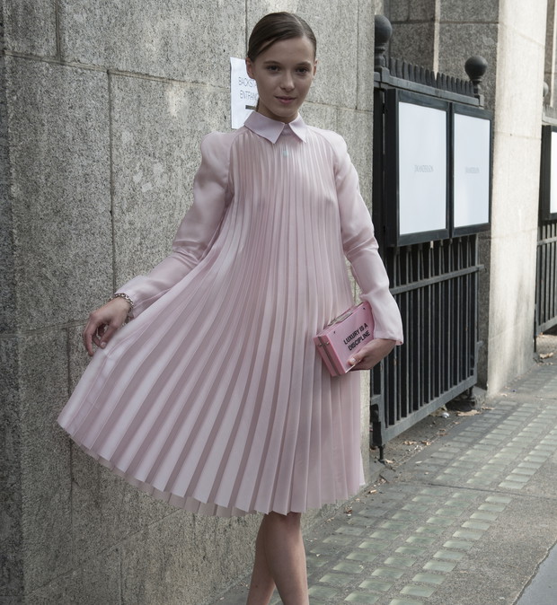 Street fashion wiosna-lato 2015: plisy