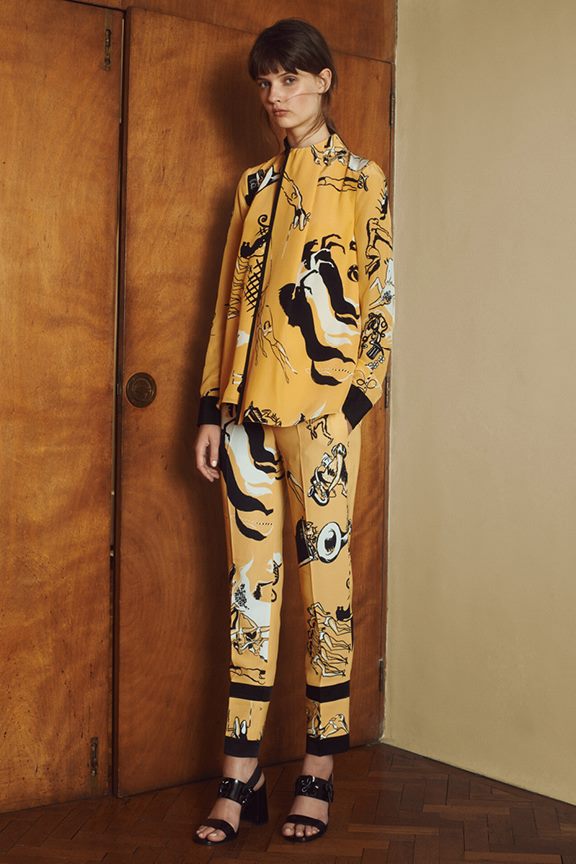 Victoria, Victoria Beckham Pre Sping Summer 2016