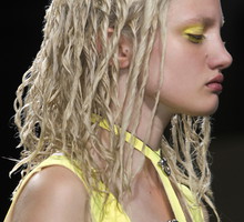 Kolorowe cienie do powiek - trendy lato 2015