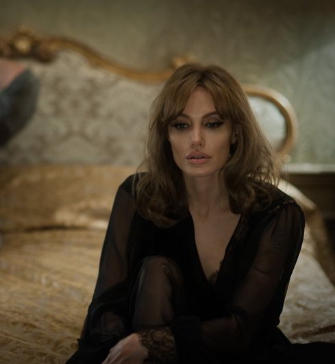 Angelina Jolie i Brad Pitt w filmie "By the Sea". Zobacz zwiastun!