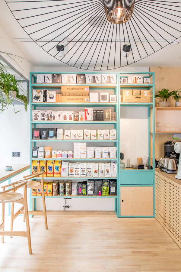 kawiarnia-coffeedesk-na-wilczej-w-warszawie8-67d2eb0