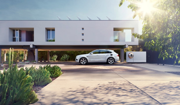 BENTAYGA HYBRID X STARCK