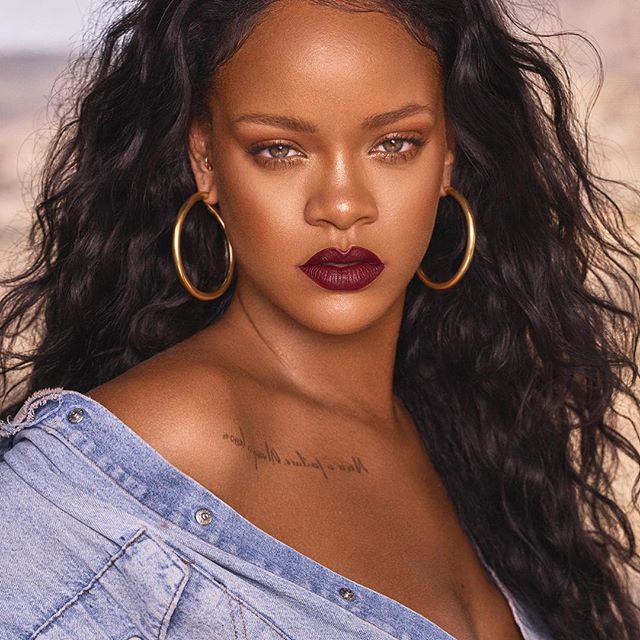 Snapchat znów traci miliony dolarów. Wszystko przez reklamę z Rihanną i Chrisem Brownem