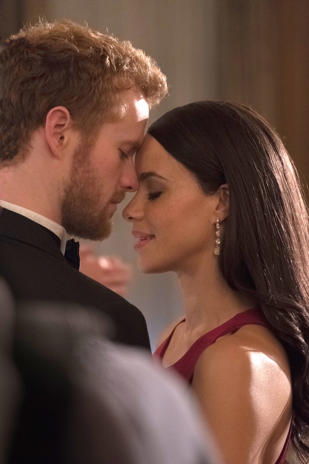 kadr-z-filmu-harry-meghan-a-royal-romance-8ef74ae