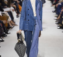 Trendy na wiosnę 2018 - szeregowiec denim
