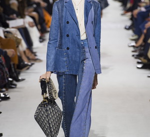 Trendy na wiosnę 2018 - szeregowiec denim