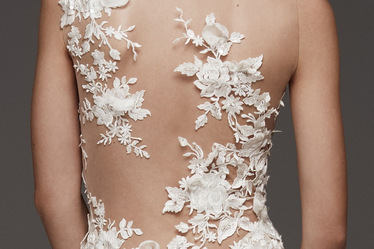 Suknia ślubna Pronovias 2019
