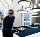 James Bond - superbohater we wnętrzach