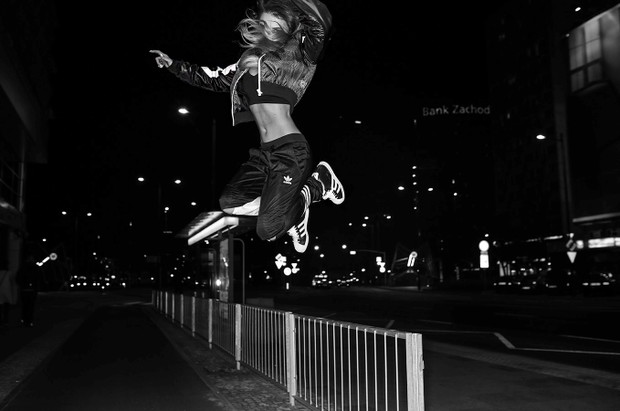 Rita Ora i Maffashion w kosmicznej kolekcji Adidas Originals 2015