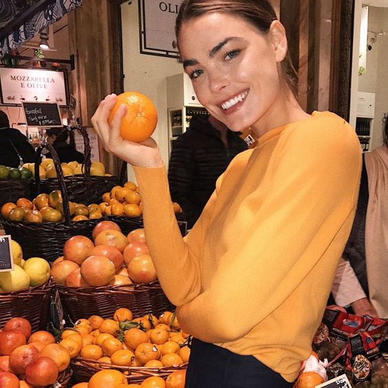 Stylizacje blogerek w Mango