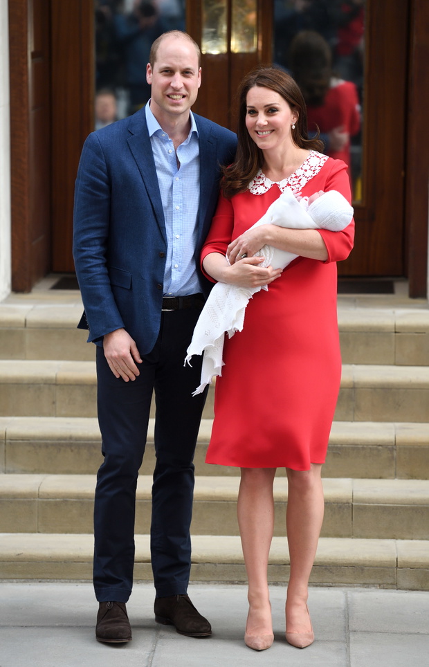 The Duke & Duchess Of Cambridge Depart The Lindo Wing With Their New Son