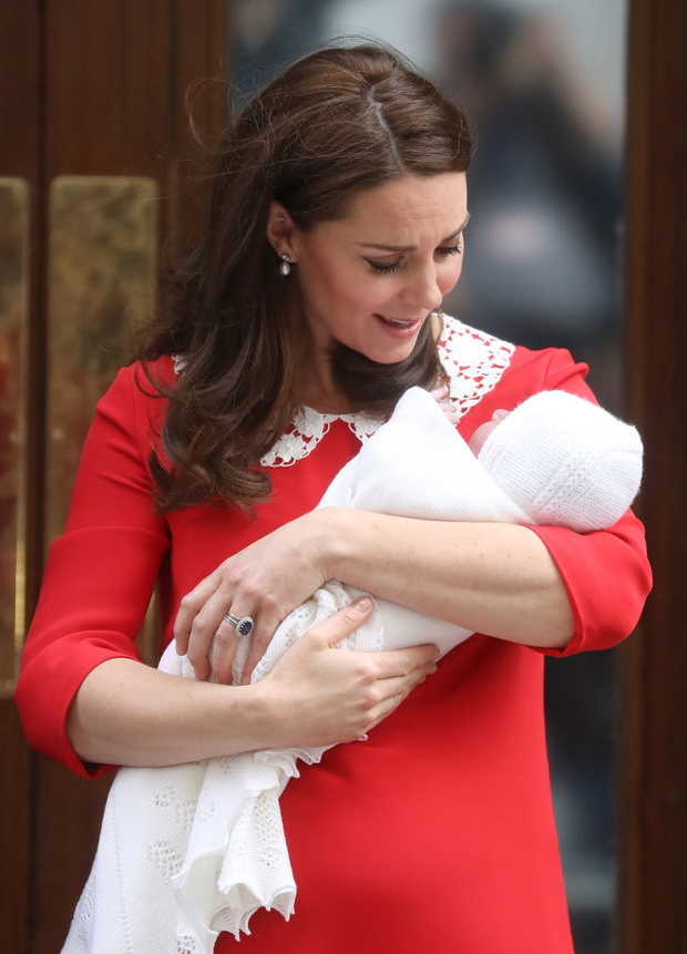 The Duke &amp; Duchess Of Cambridge Depart The Lindo Wing With Their New Son