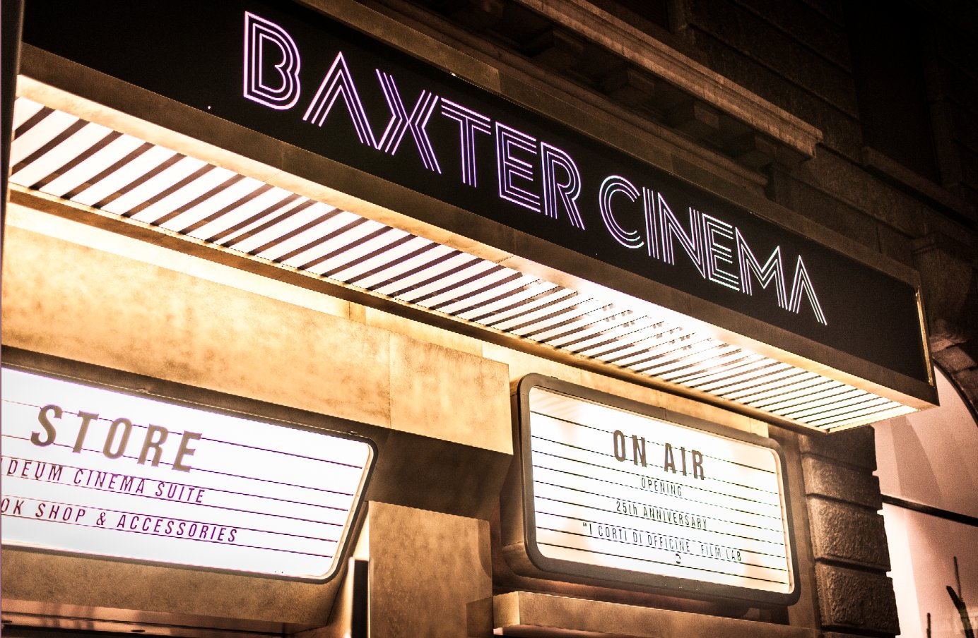 Nowe miejsce: Baxter w starym kinie.