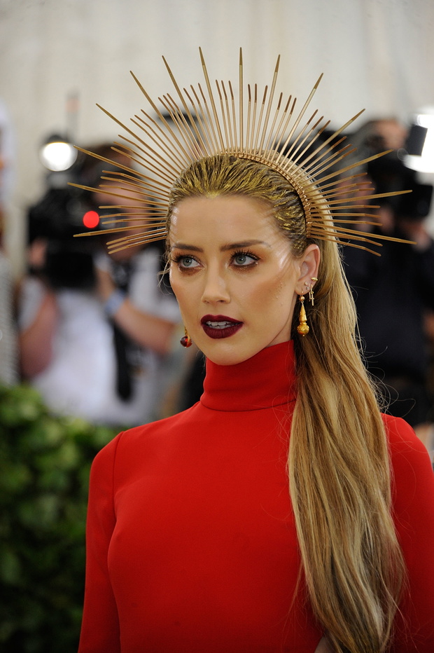 Heavenly Bodies: Fashion & The Catholic Imagination Costume Institute Gala