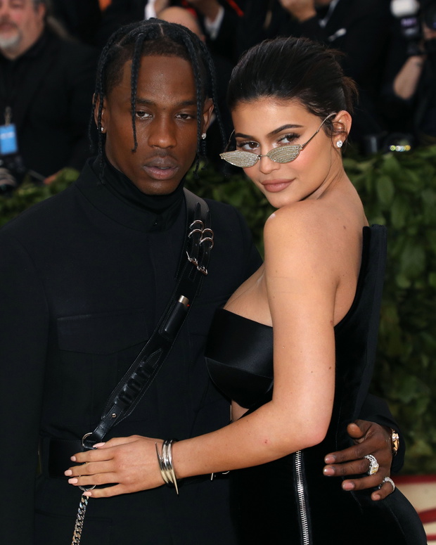 Heavenly Bodies: Fashion & The Catholic Imagination Costume Institute Gala