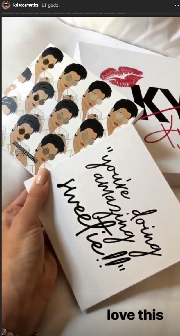 momager-kosmetyki-kylie-cosmetics-sygnowane-przez-kris-jenner6-ad06bf3