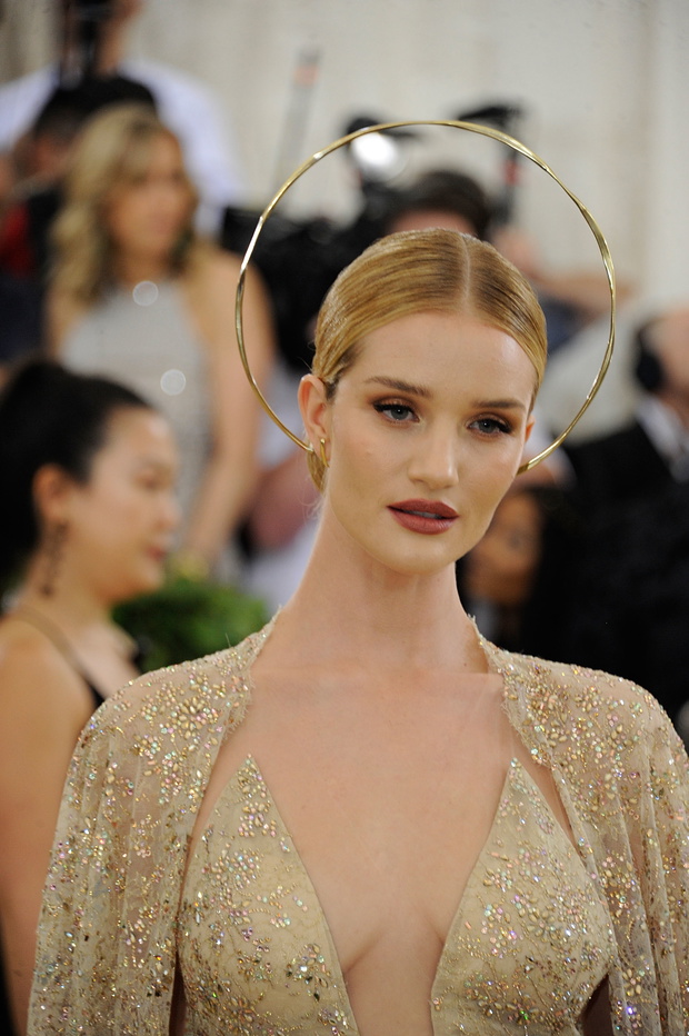 Heavenly Bodies: Fashion & The Catholic Imagination Costume Institute Gala