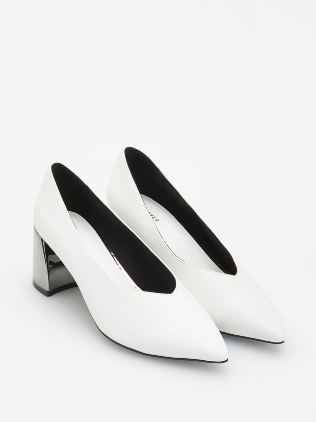 buty-v-neck-reserved1-034ce5a