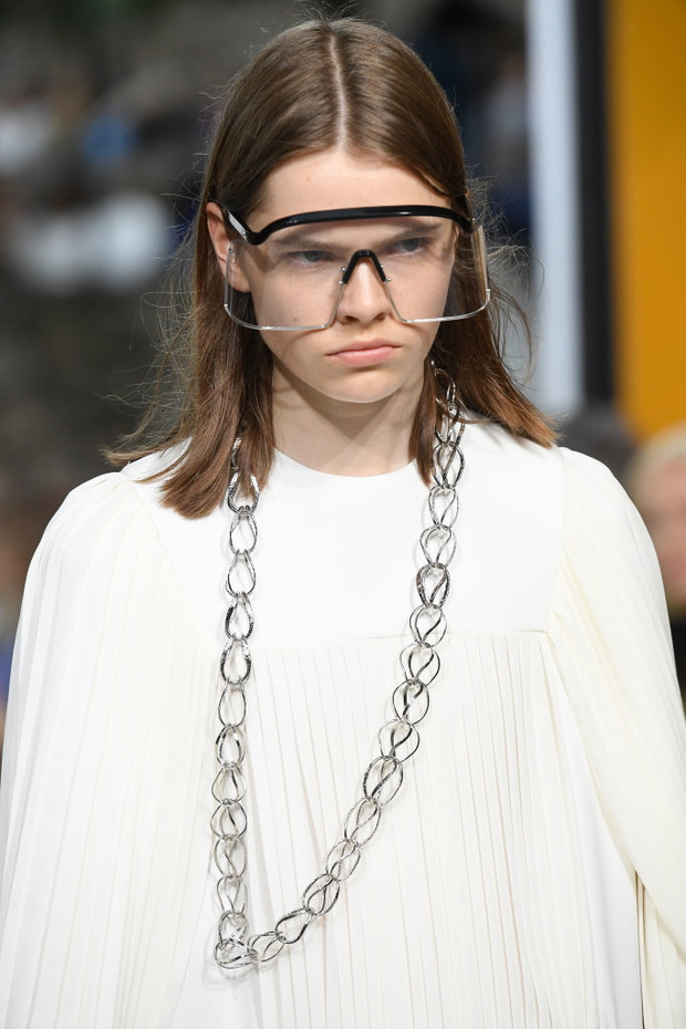 Louis Vuitton 2019 Cruise Collection : Runway