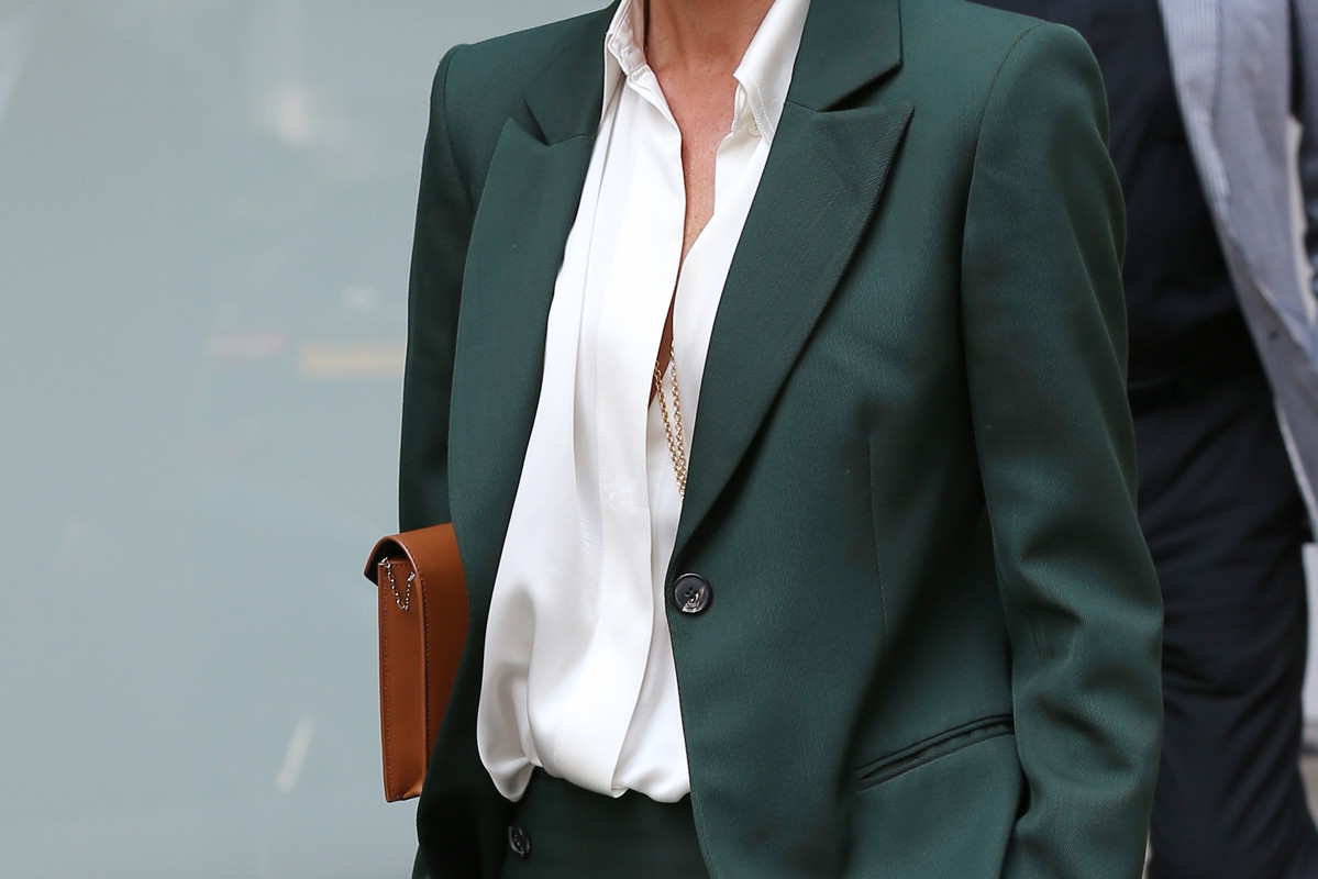 Victoria Beckham w zielonym garniturze z kolekcji jesień-zima 2018/2019, 23.05.2018.