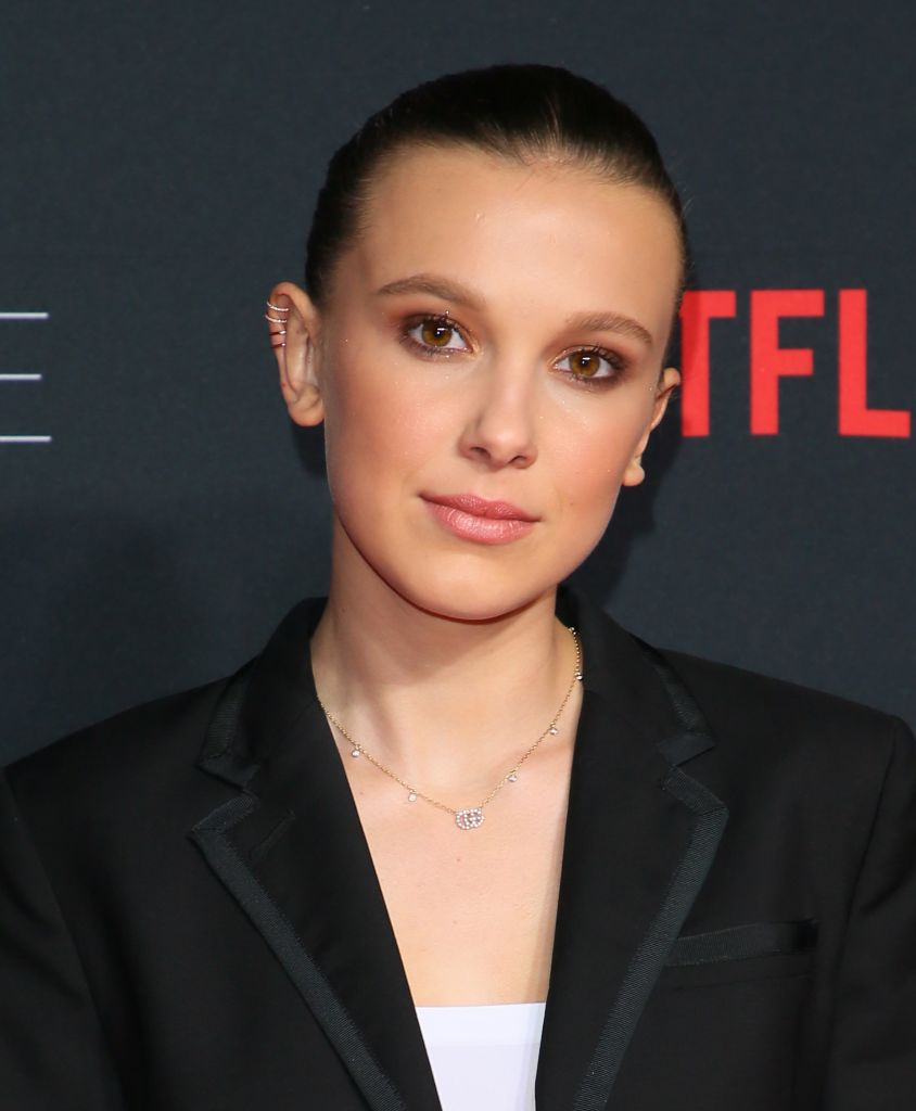 Millie Bobby Brown publikuje zdjęcie, na którym całuje się ze swoim chłopakiem. Post skomentowała Ariana Grande