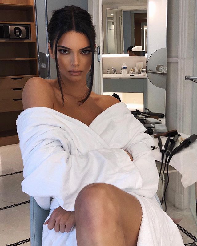 Kendall Jenner "poprawia" zdjęcia publikowane na instagramie? Modelka została oskarżona o korzystanie z Photoshopa