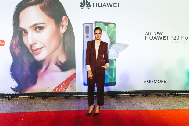 huawei-f893876