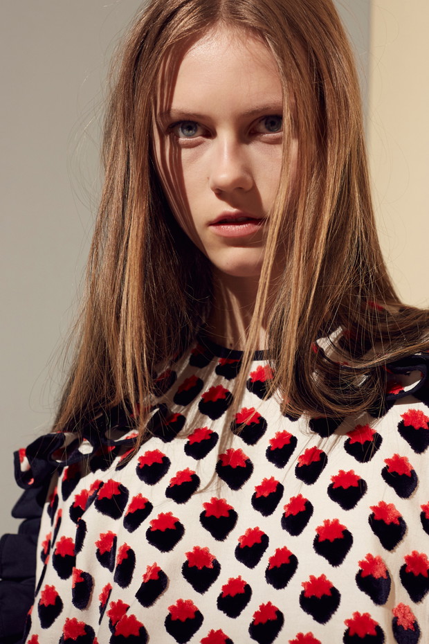 Victoria, Victoria Beckham Pre-Fall 2016
